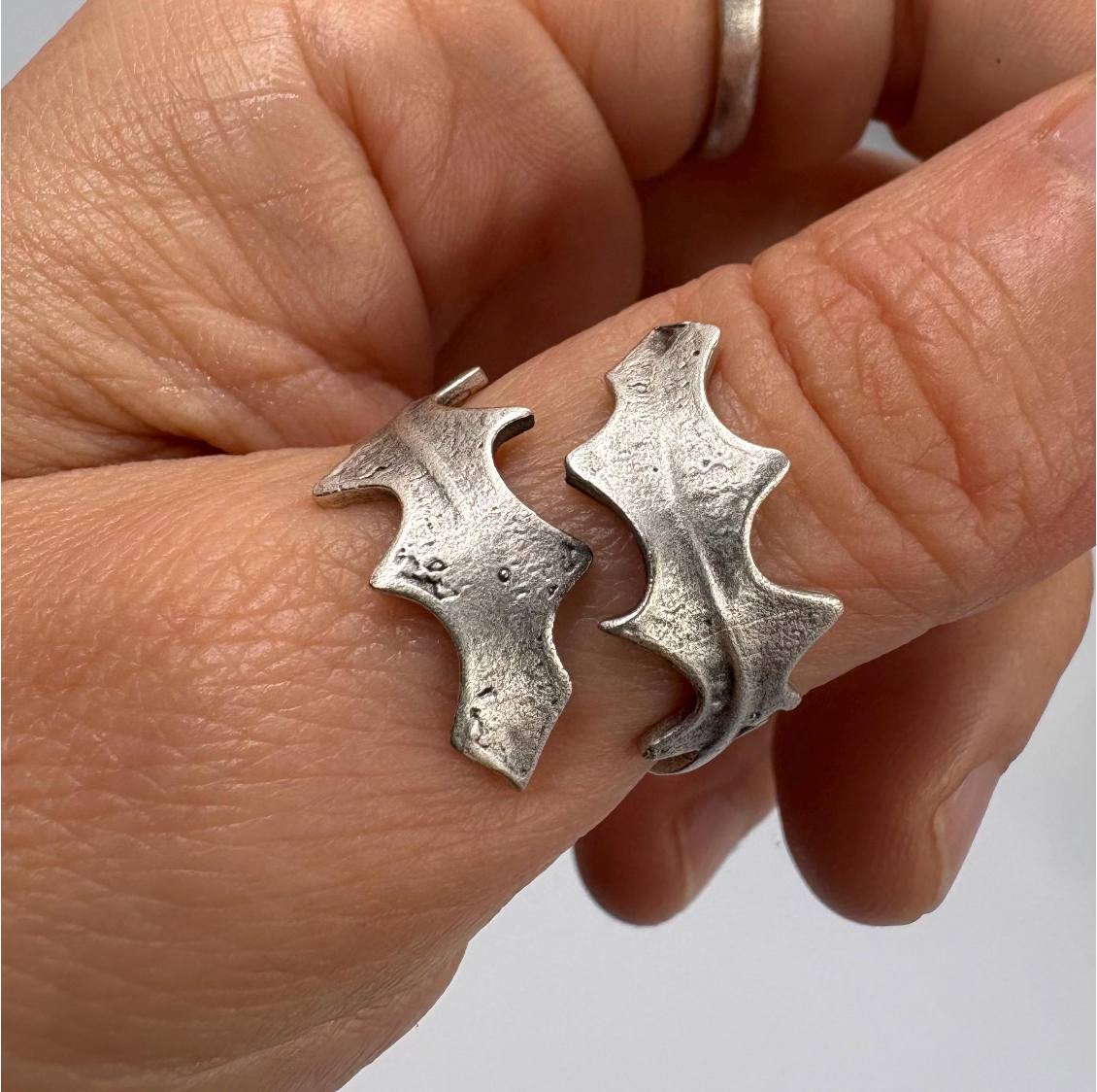 Antique Silver Gothic Armor Ring • Unisex Fantasy Jewelry