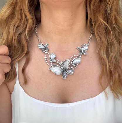 Silver Butterfly Necklace: Statement Jewellery, Nature Inspired, Schmetterling Collier, Papillon Bijou