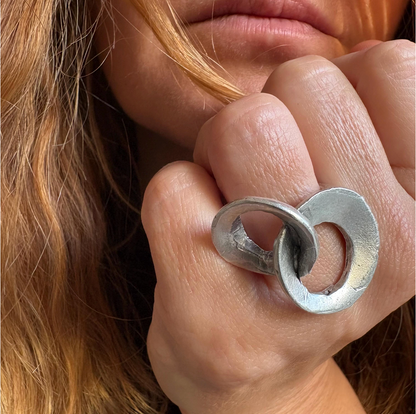 Interlocking Loop Brass Ring – Modern Sculptural Minimalist Statement Ring