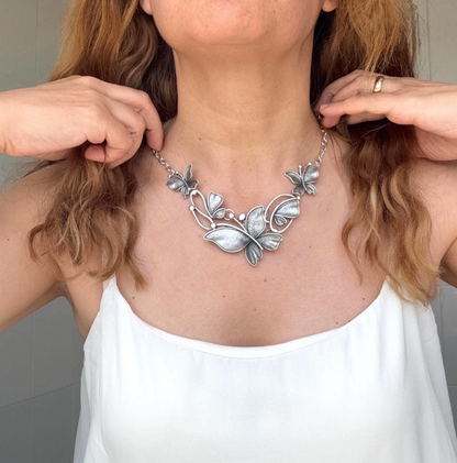 Silver Butterfly Necklace: Statement Jewellery, Nature Inspired, Schmetterling Collier, Papillon Bijou