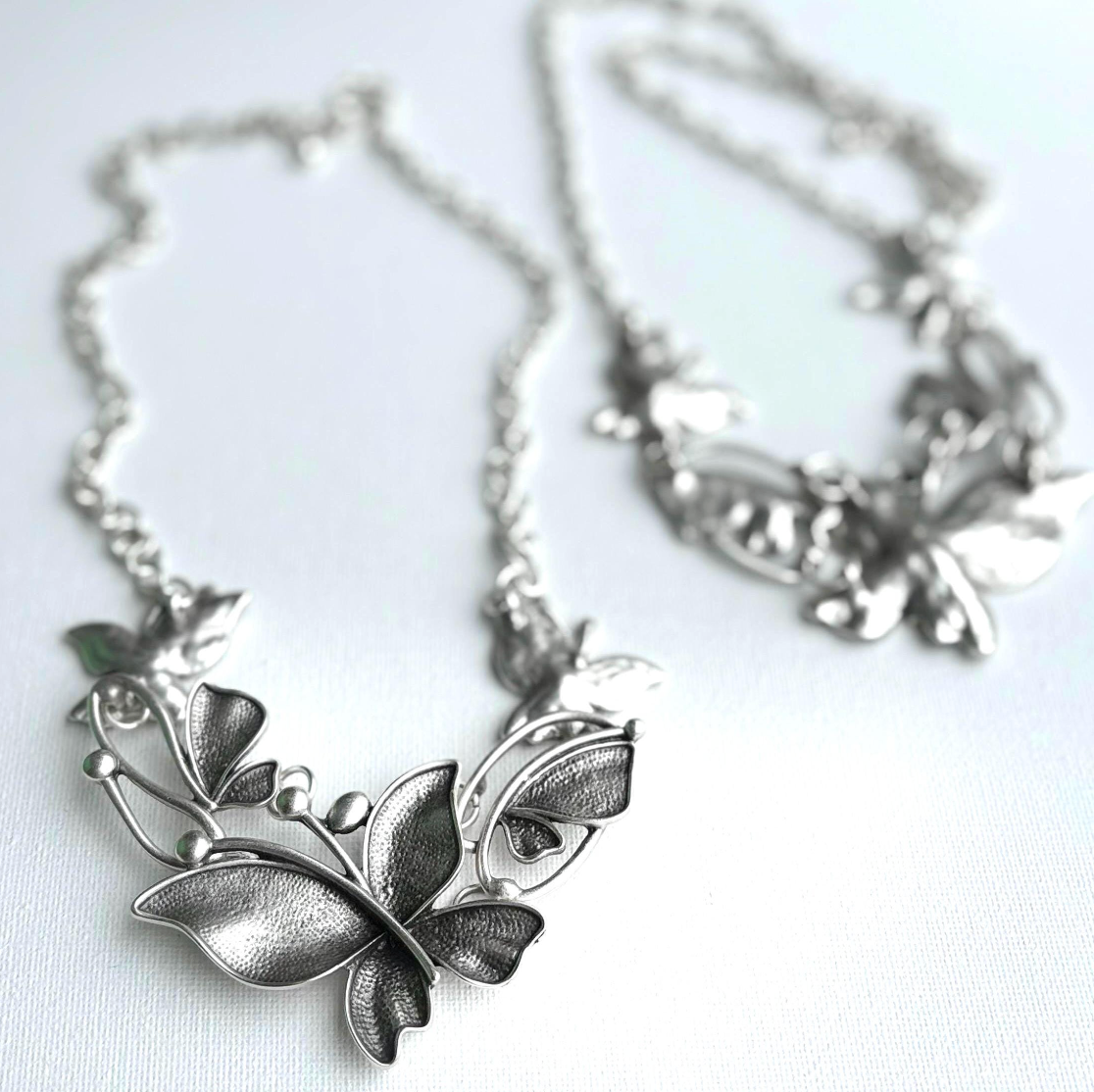 Silver Butterfly Necklace: Statement Jewellery, Nature Inspired, Schmetterling Collier, Papillon Bijou