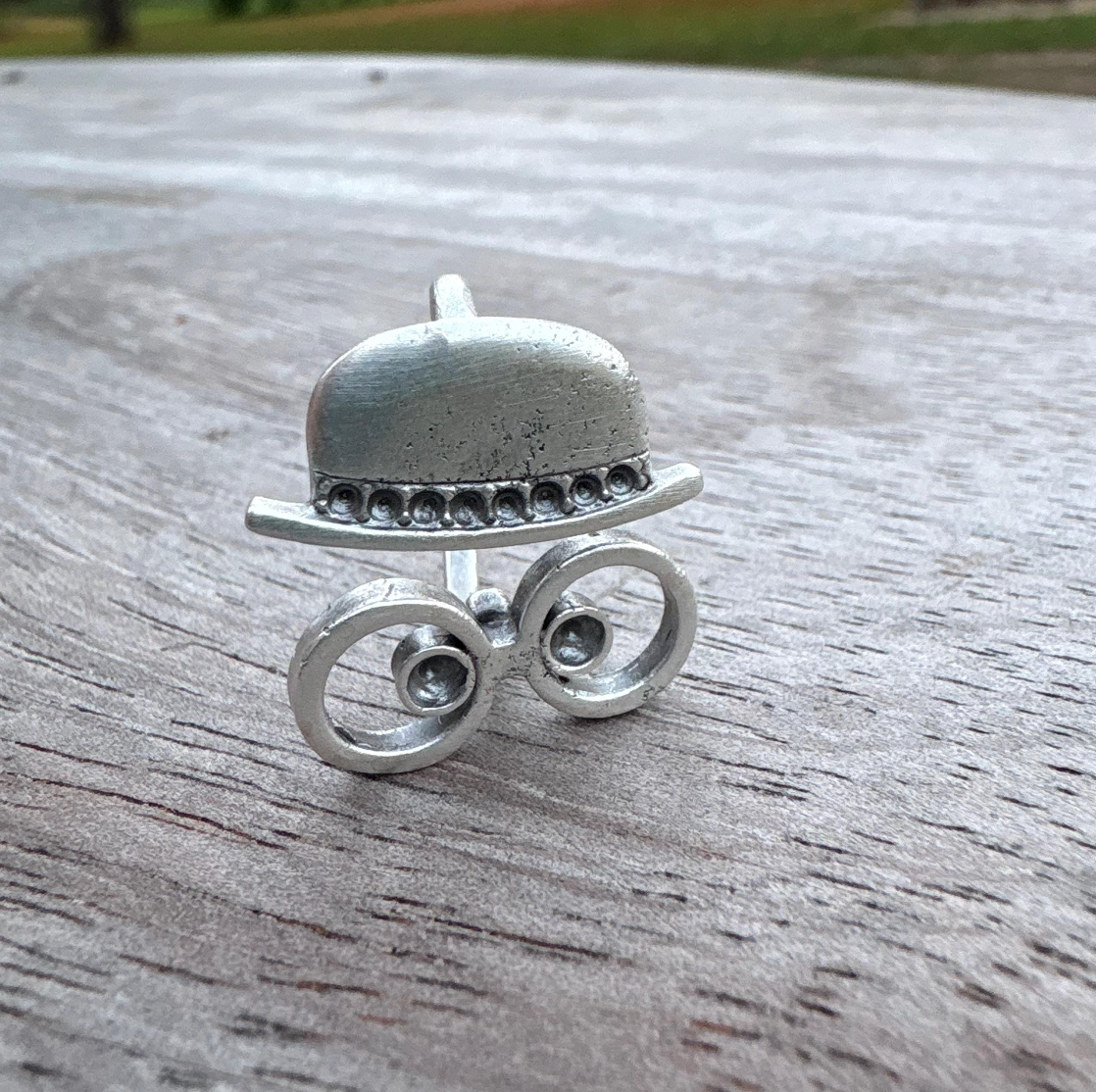 Handcrafted Abstract Silver Vintage Ring - Unique Modern Art Jewelry - Ring For Women
