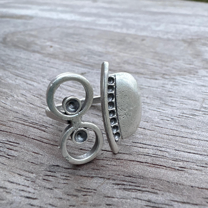 Handcrafted Abstract Silver Vintage Ring - Unique Modern Art Jewelry - Ring For Women