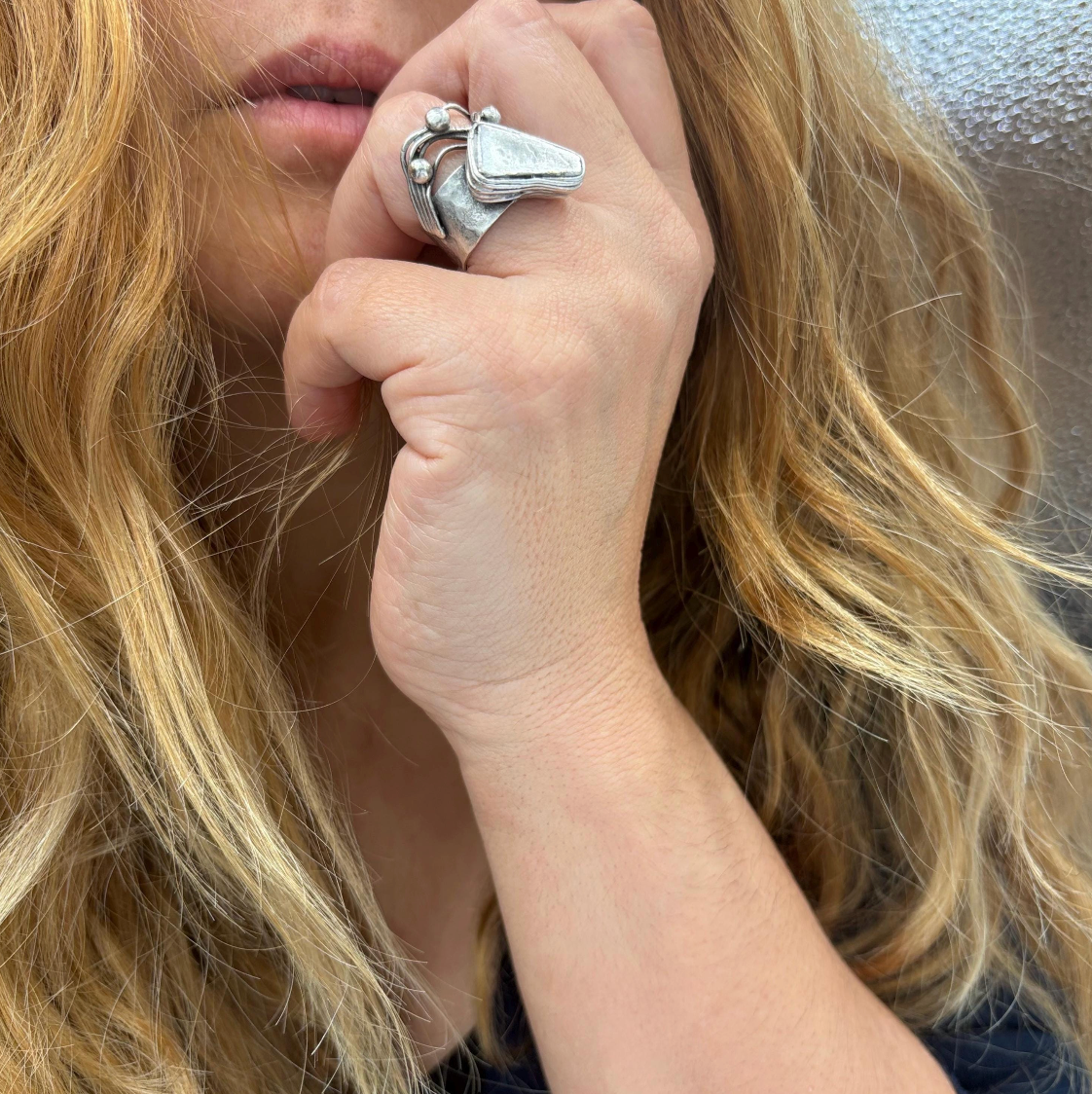 Sculptural Brass Ring – Bold Modern Art Design