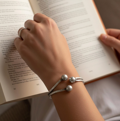 Hammered Cuff Bracelet – Adjustable Minimalist Silver Bangle, Modern Unisex Gift for Her